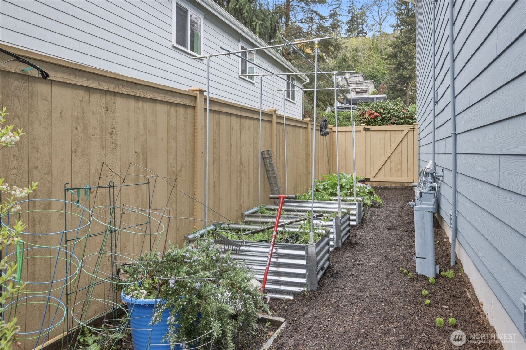 11901 93rd Avenue NE #B-108, Kirkland, WA 98034
