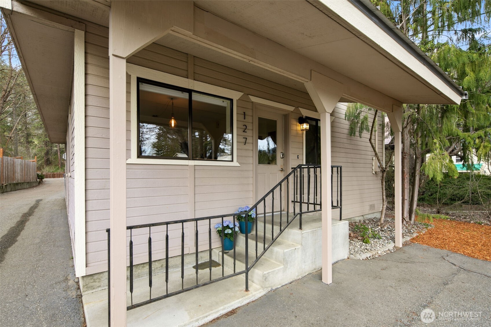 127 Mill Street , Leavenworth, WA 98826