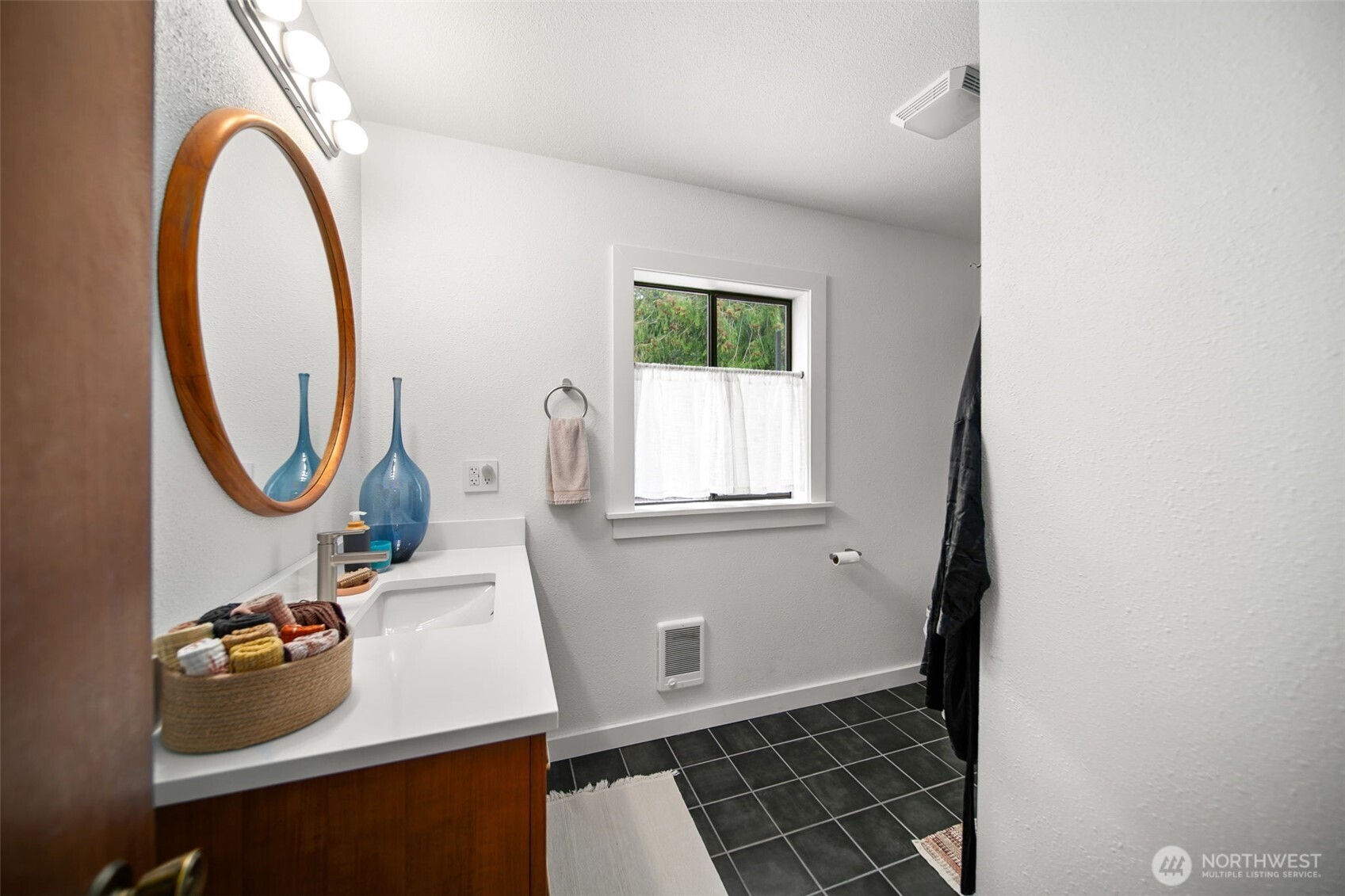 127 Mill Street , Leavenworth, WA 98826