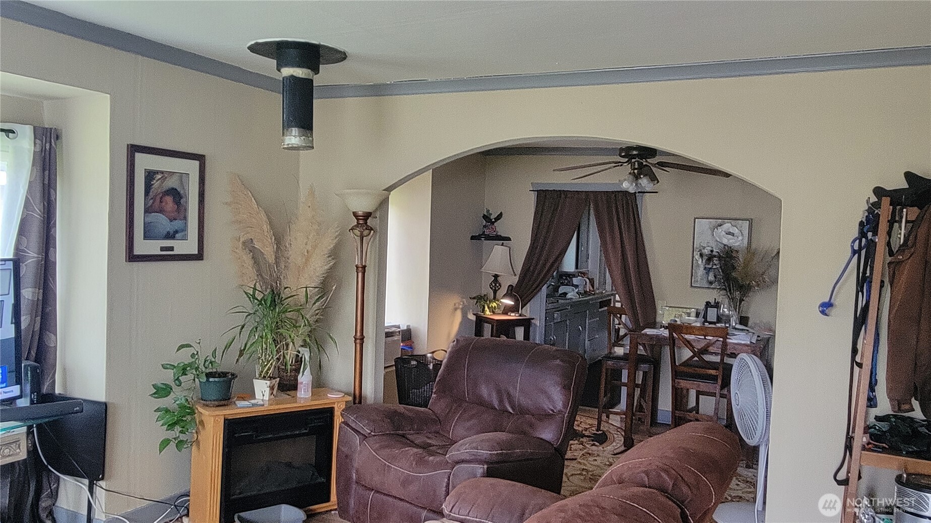 107 1st Street , Morton, WA 98356