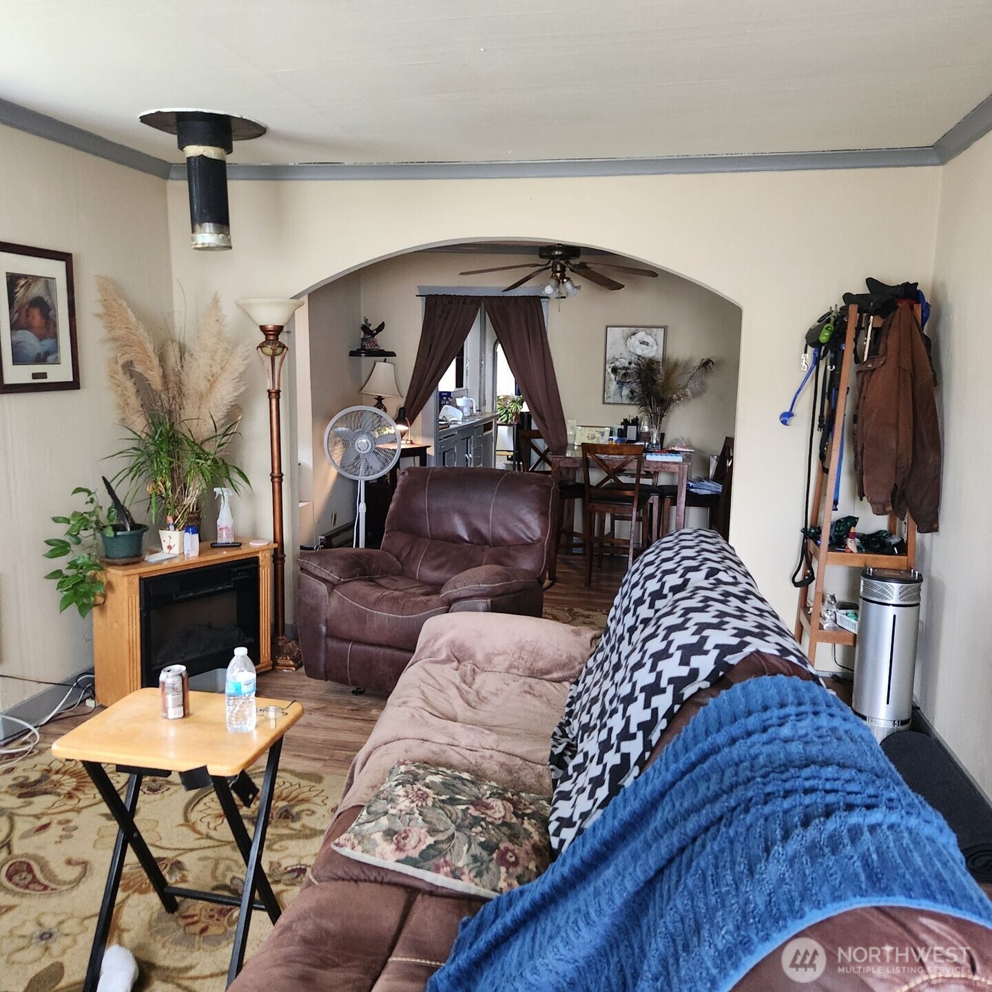 107 1st Street , Morton, WA 98356