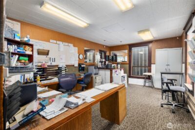 542 Main Street , Edmonds, WA 98020 - Photo 23