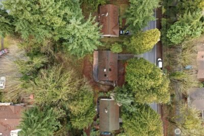 339 108th Avenue SE, Bellevue, WA 98004 - Photo 4
