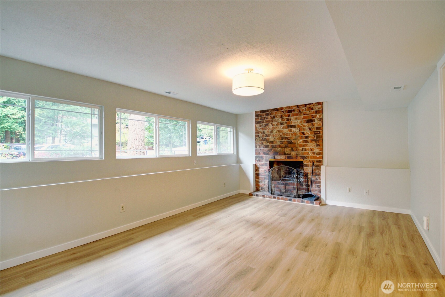 14129 60th Avenue W, Edmonds, WA 98026