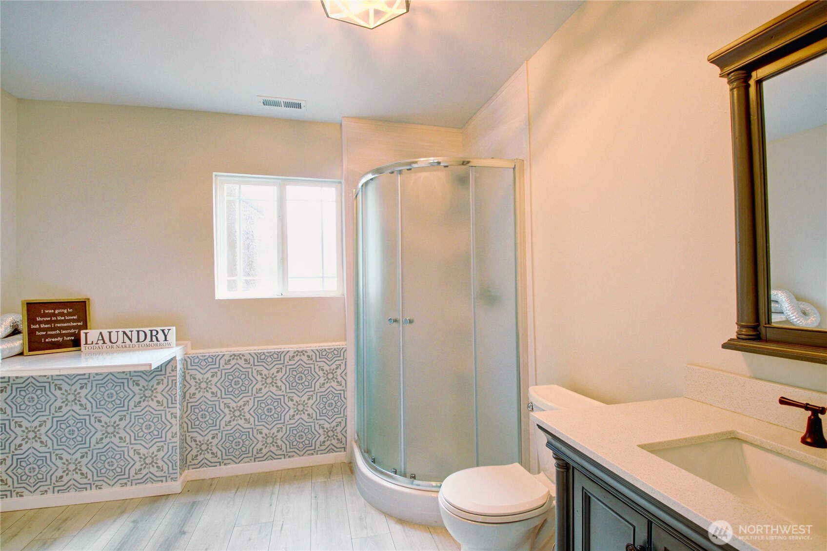 14129 60th Avenue W, Edmonds, WA 98026