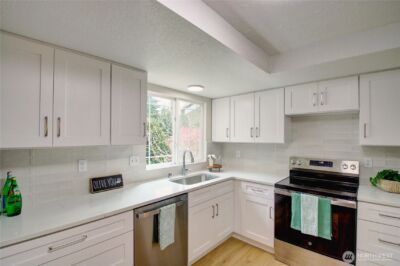14129 60th Avenue W, Edmonds, WA 98026 - Photo 9