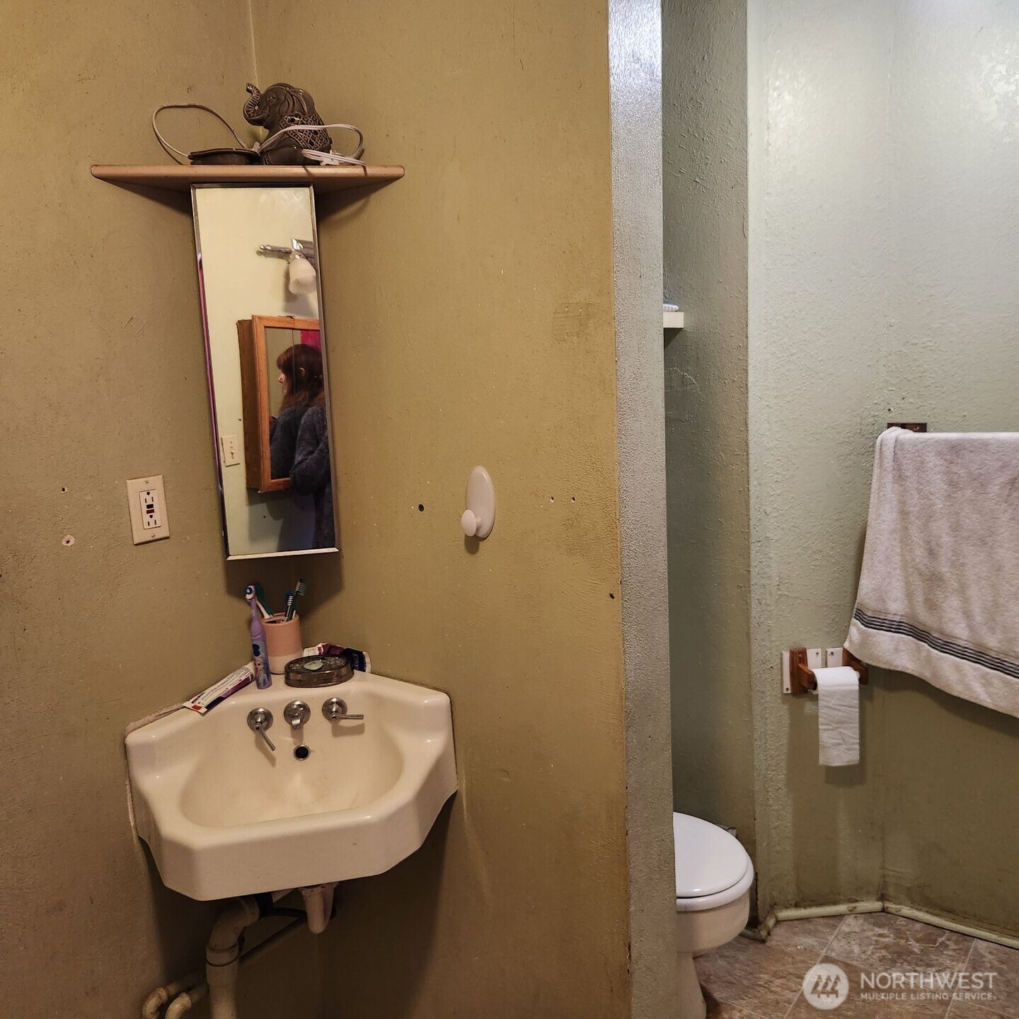 252 4th Street , Morton, WA 98356