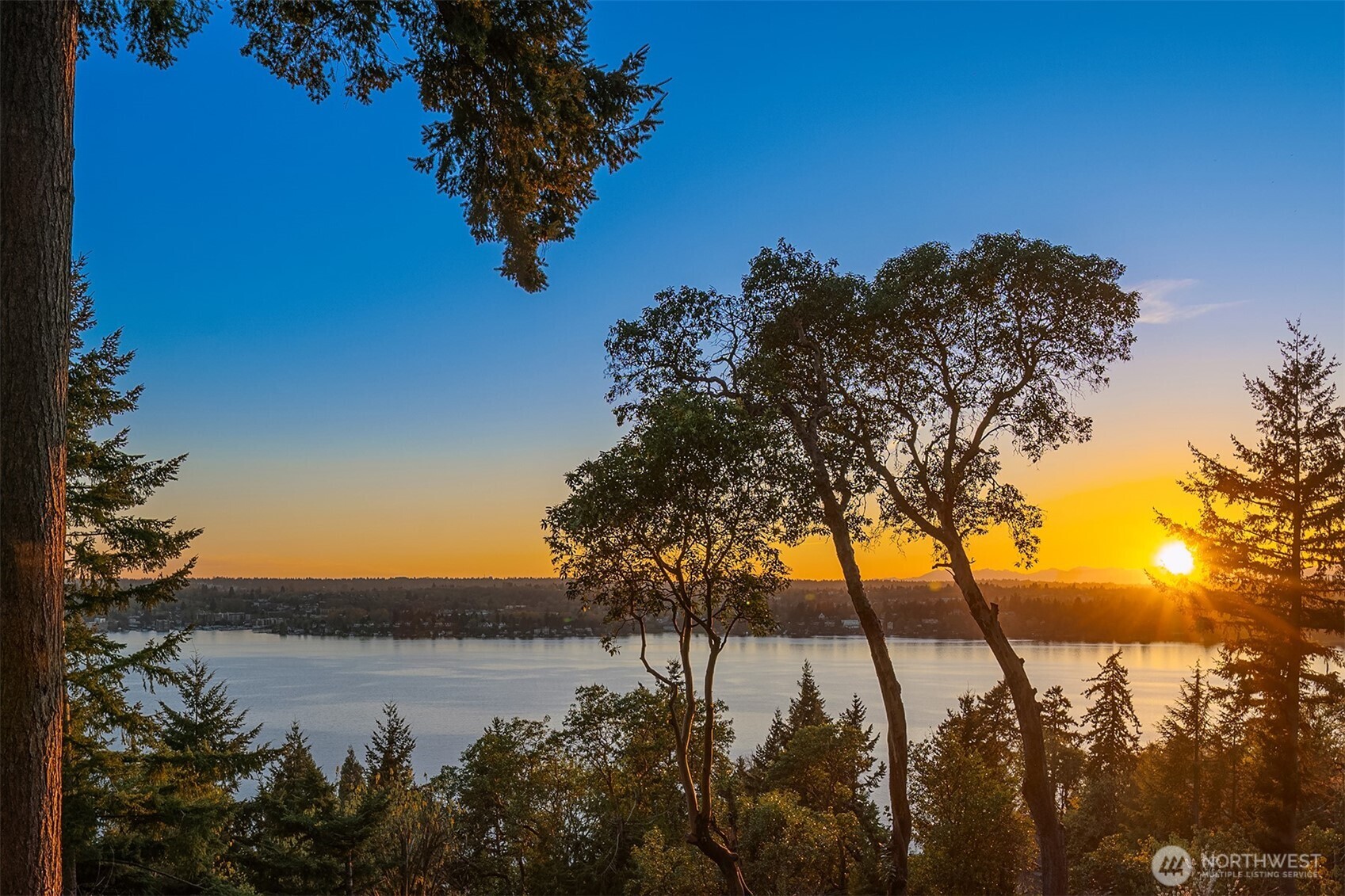 7515 SE 76th Street , Mercer Island, WA 98040