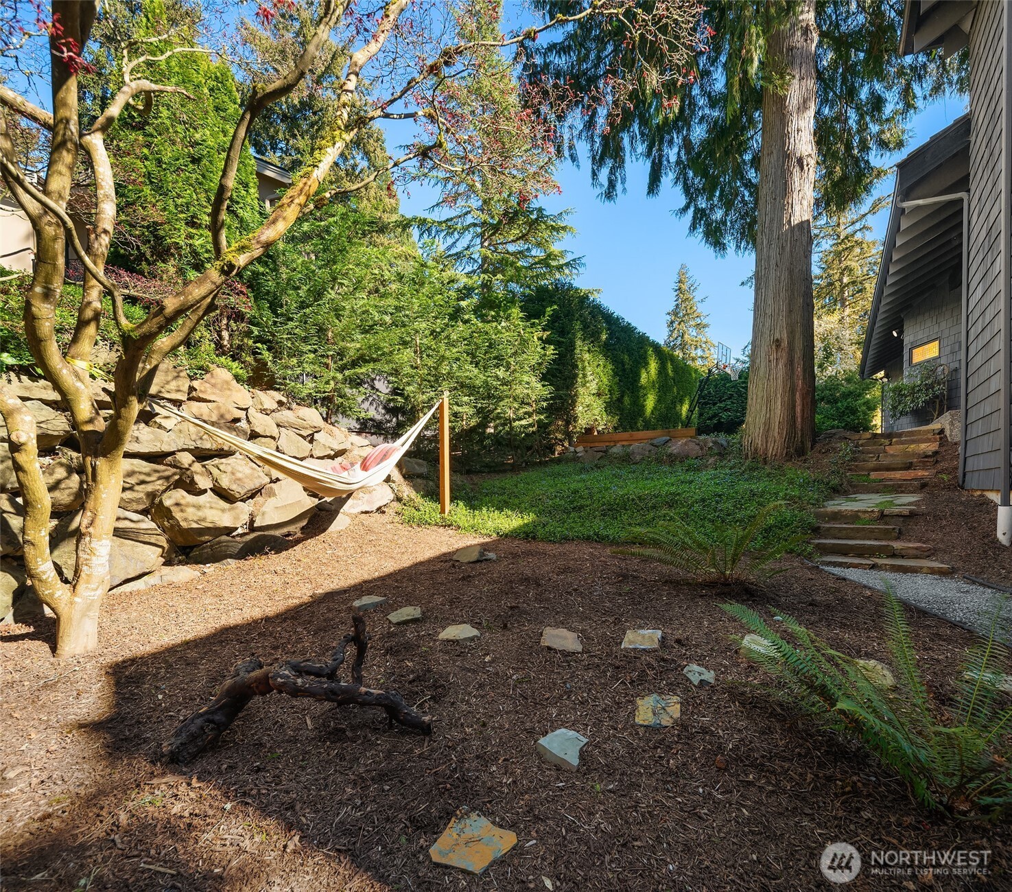 7515 SE 76th Street , Mercer Island, WA 98040