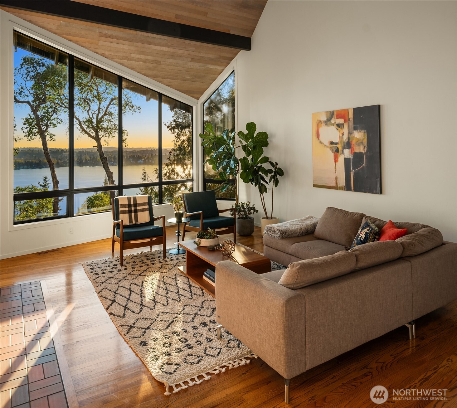 7515 SE 76th Street , Mercer Island, WA 98040