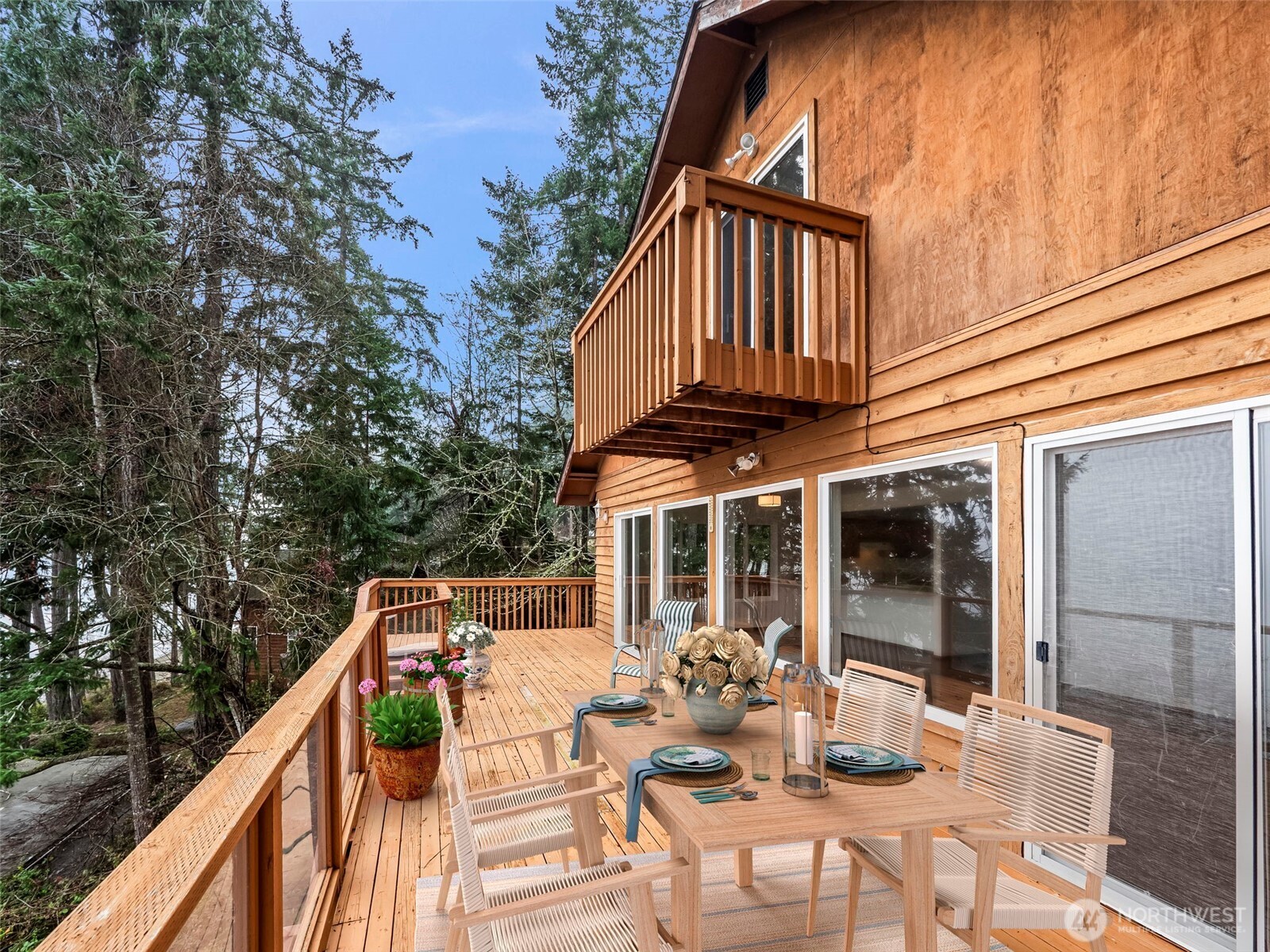 913 E Herron Blvd , Lakebay, WA 98349