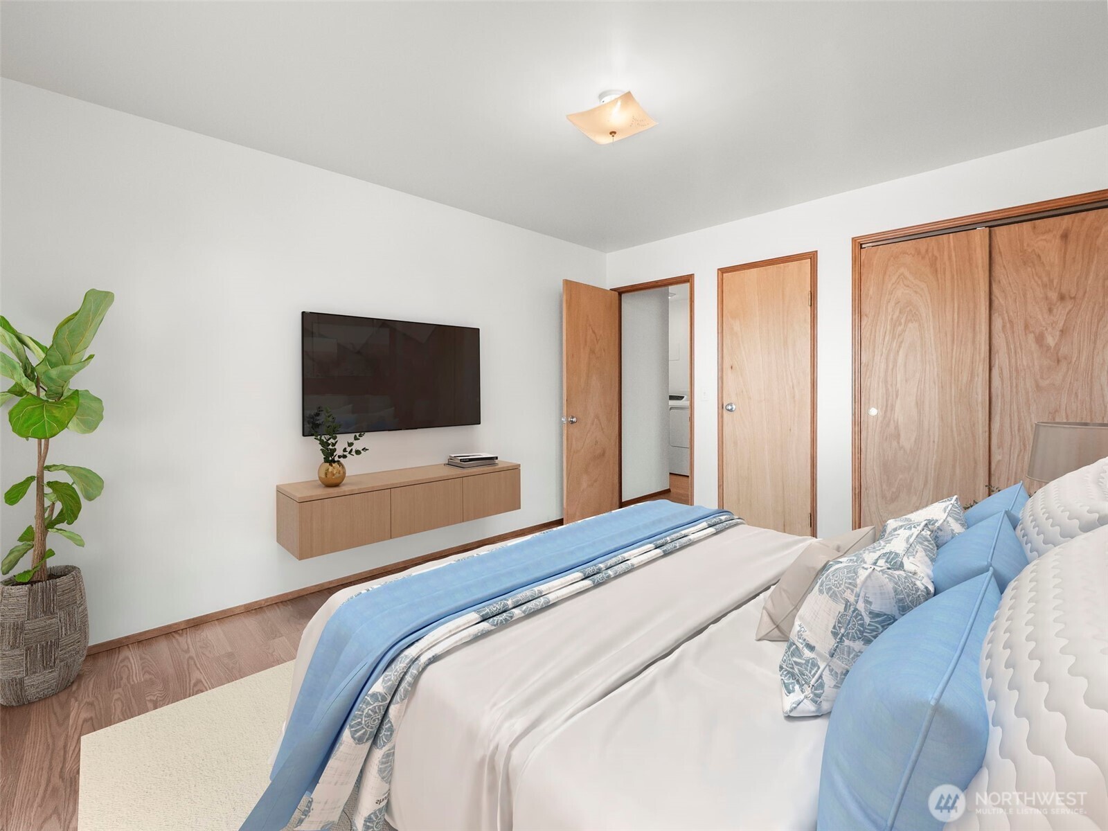 913 E Herron Blvd , Lakebay, WA 98349