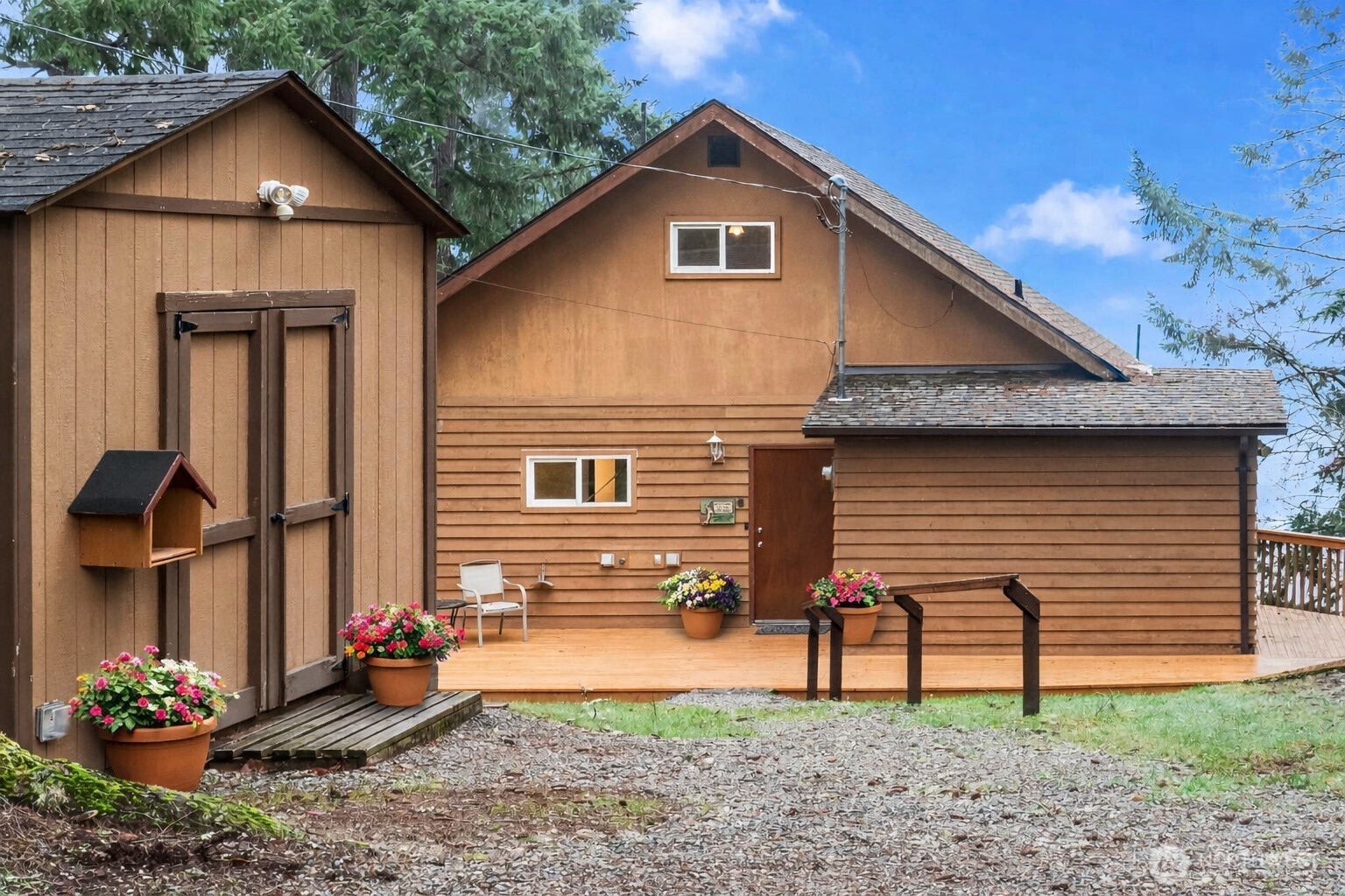 913 E Herron Blvd , Lakebay, WA 98349
