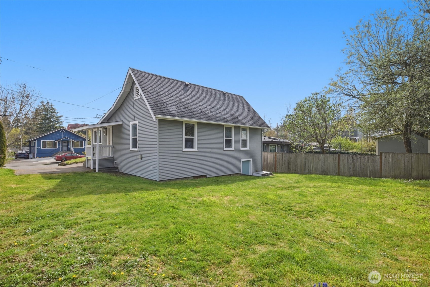 9643 56th Avenue S, Seattle, WA 98118