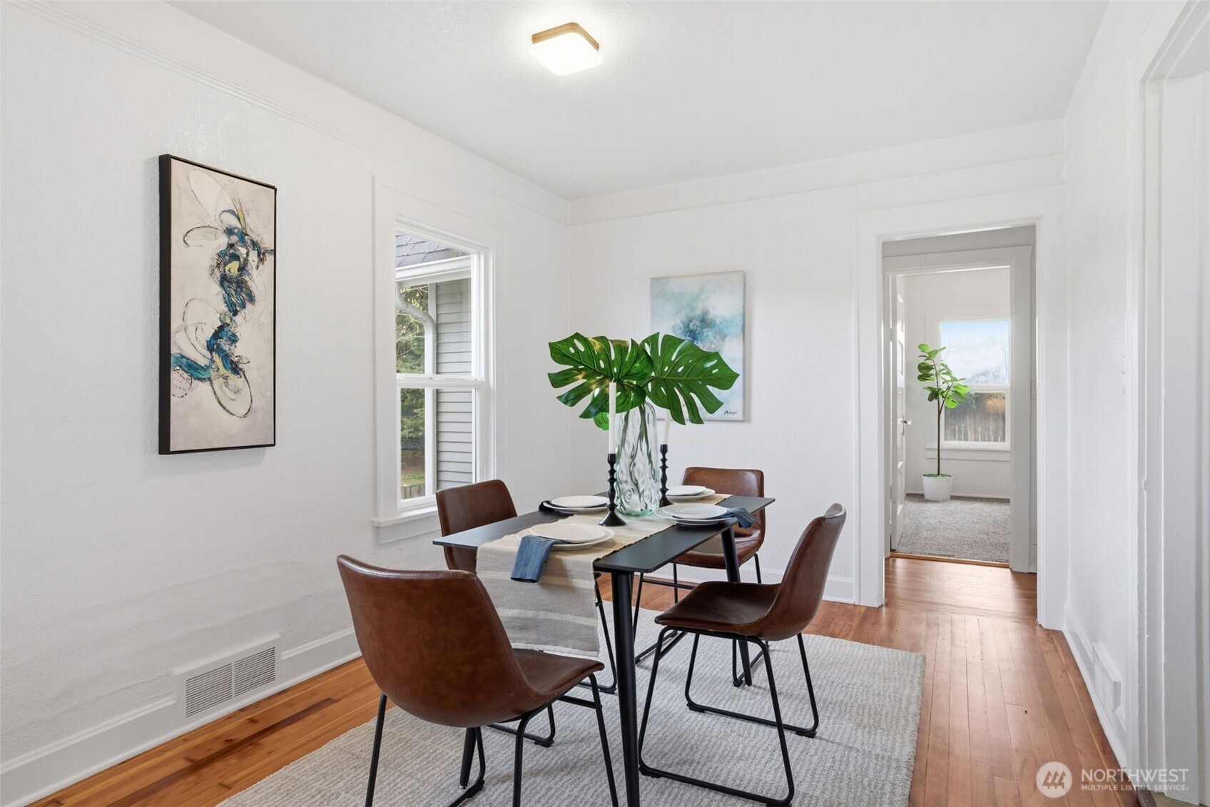9643 56th Avenue S, Seattle, WA 98118