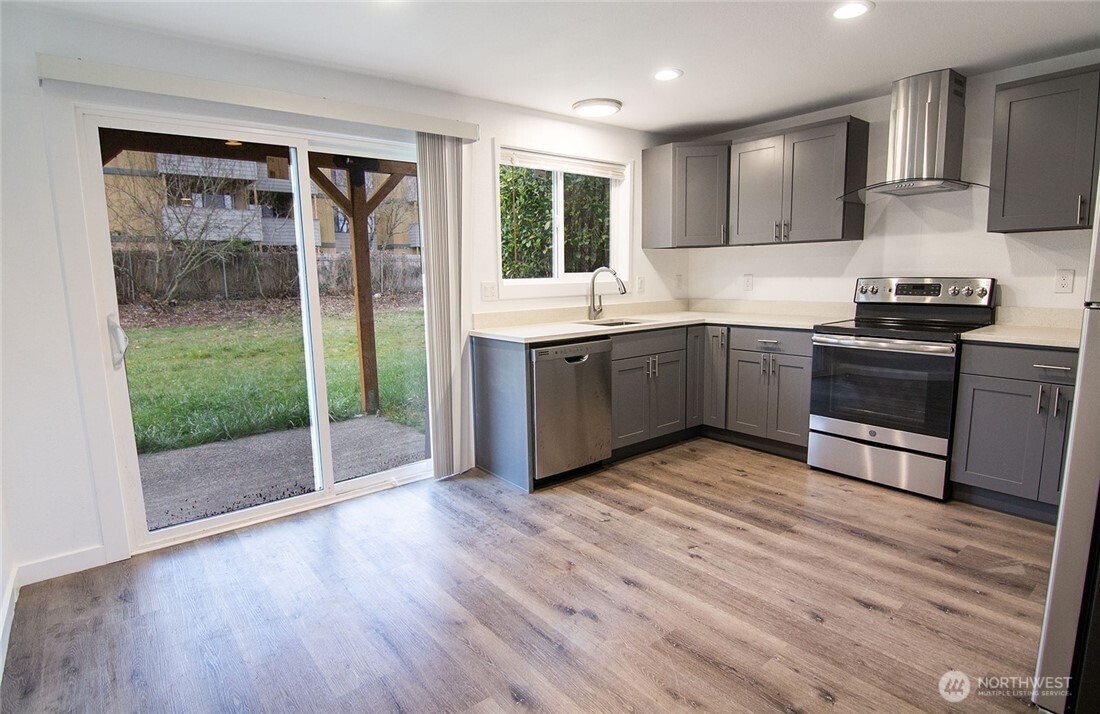 5034 S 58th Street #B, Tacoma, WA 98409