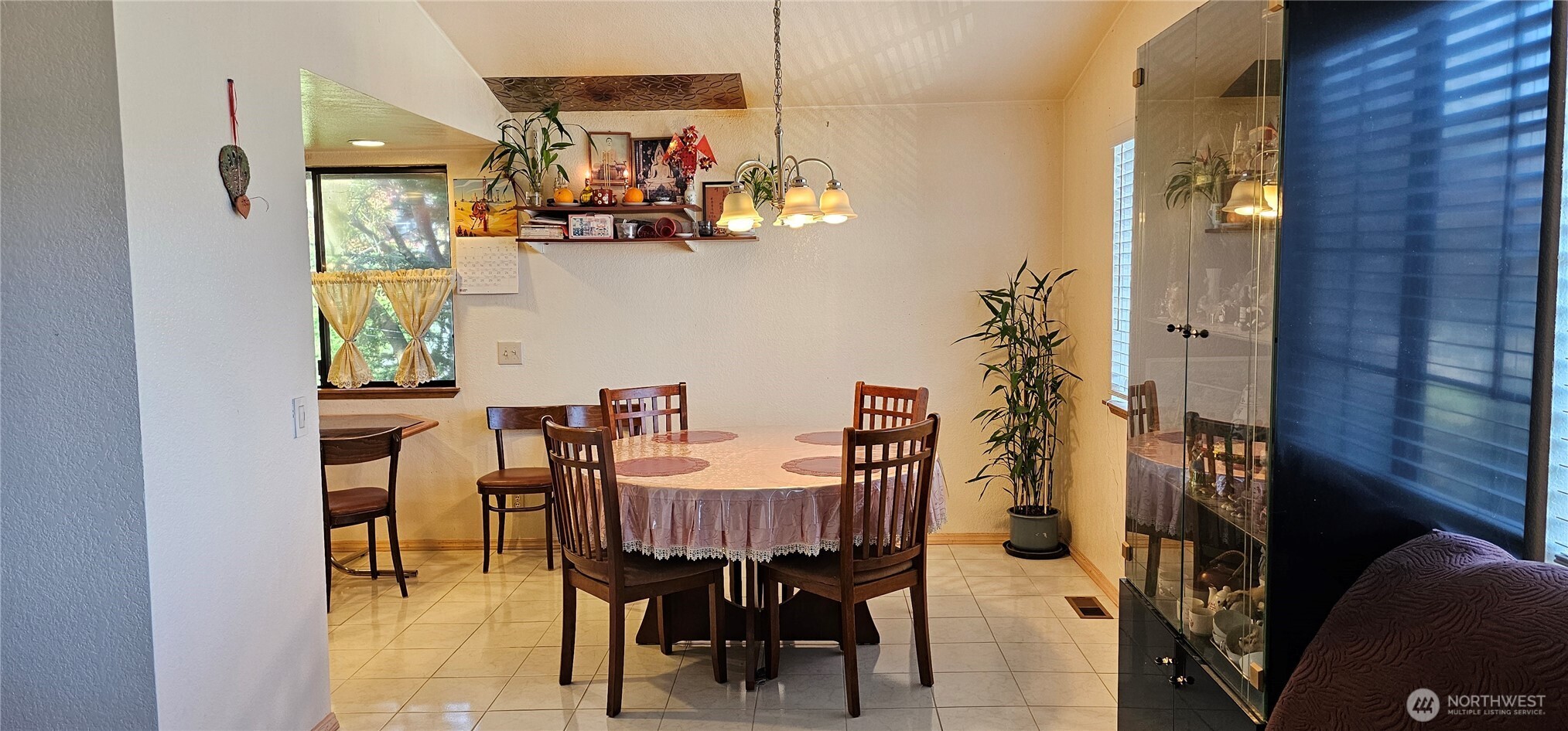 10903 Whitman Avenue N, Seattle, WA 98133