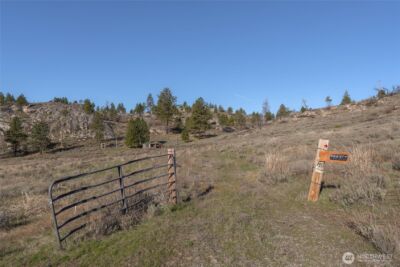 223 Cameron Lake Loop #T, Okanogan, WA 98840 - Photo 2