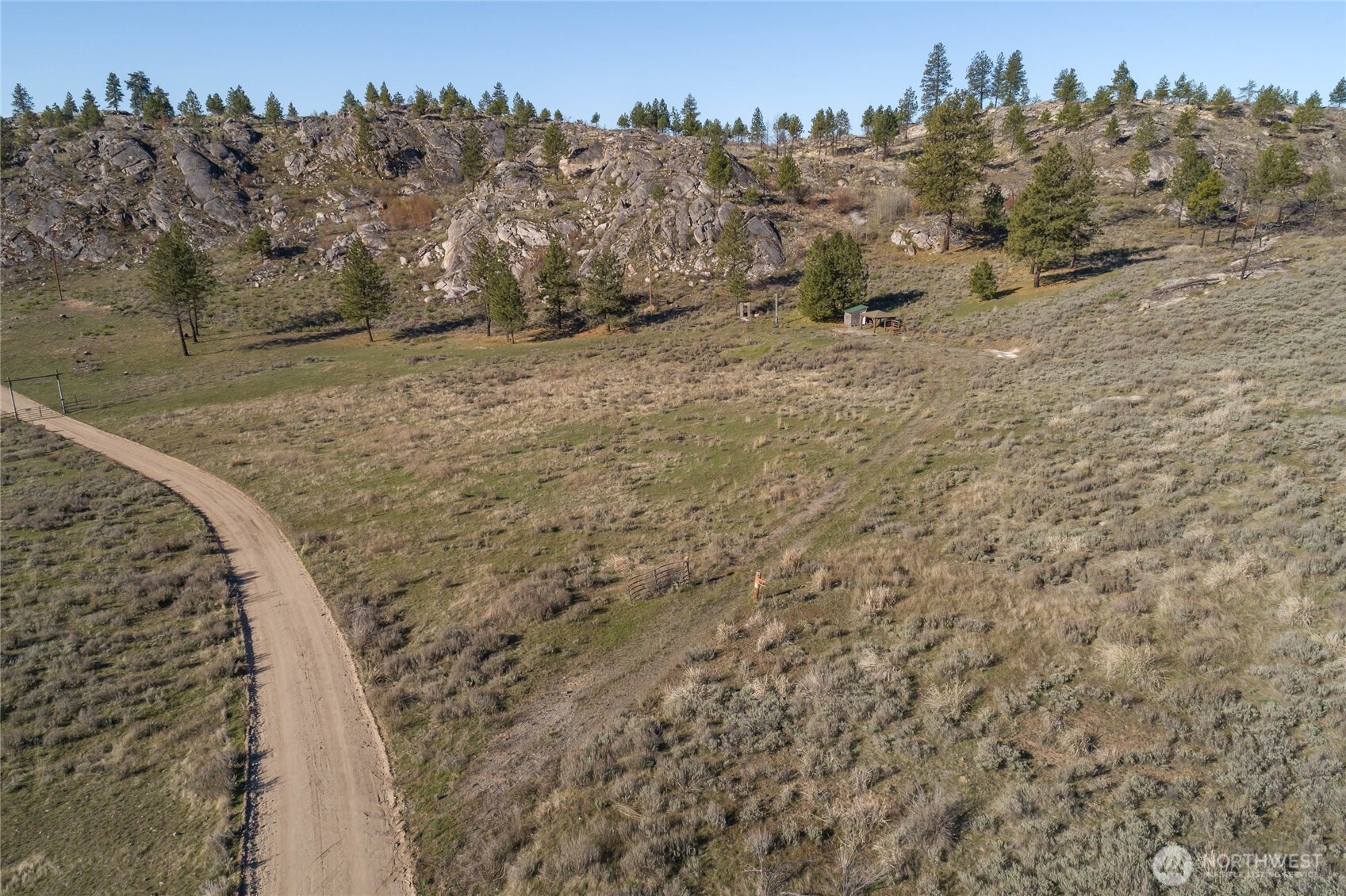 223 Cameron Lake Loop #T, Okanogan, WA 98840