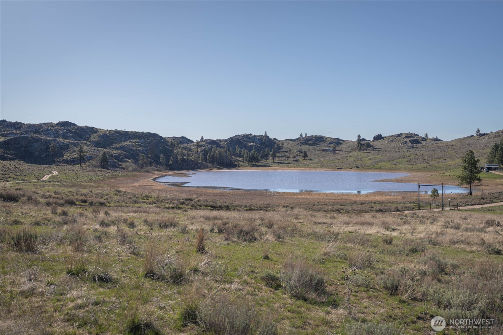223 Cameron Lake Loop #T, Okanogan, WA 98840