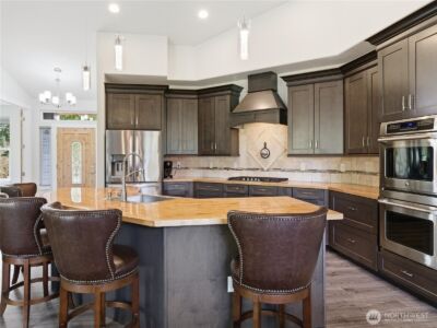 38512 Mountain Highway E, Eatonville, WA 98328 - Photo 14