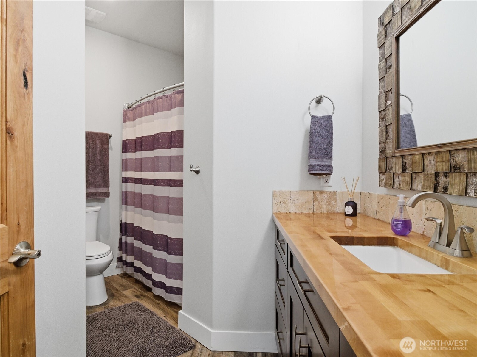 38512 Mountain Highway E, Eatonville, WA 98328