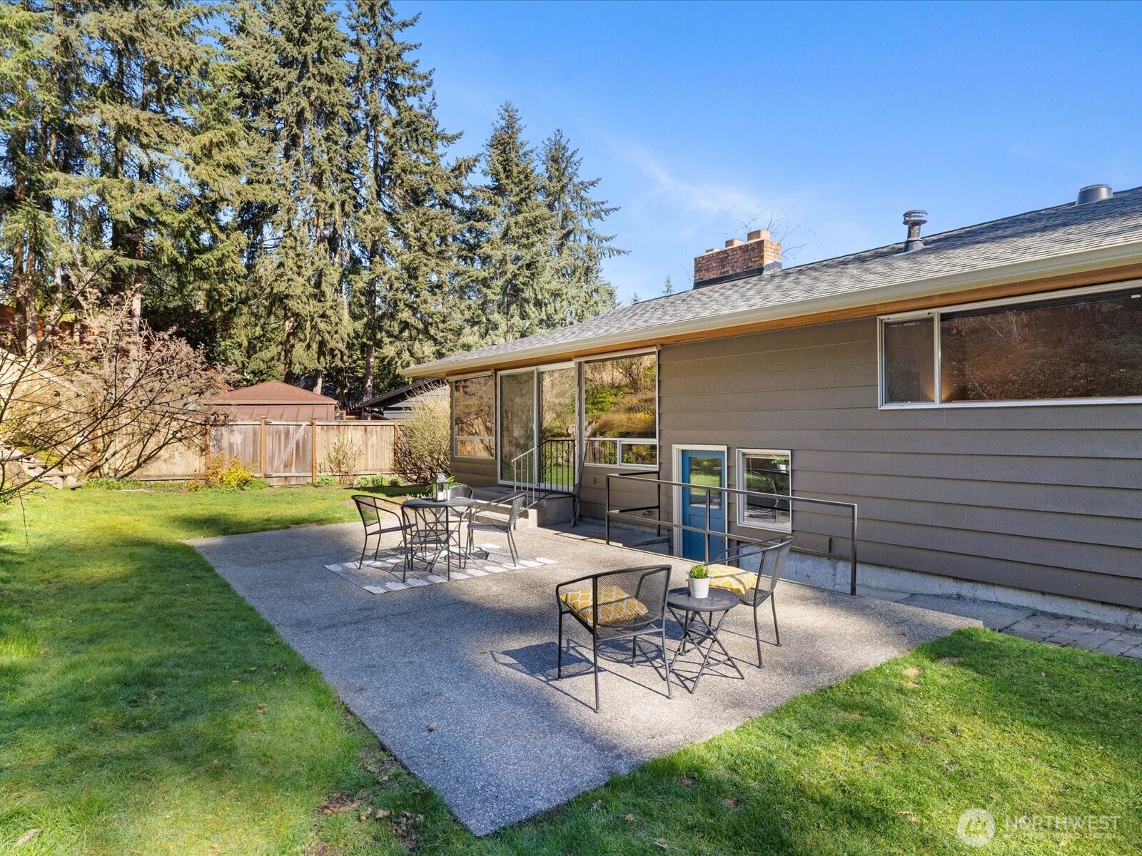 19201 51st Avenue NE, Lake Forest Park, WA 98155