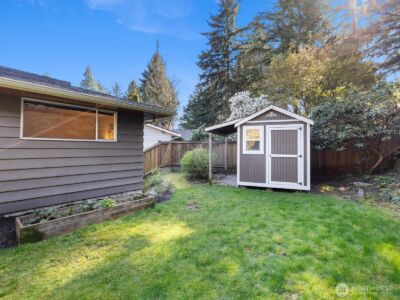 19201 51st Avenue NE, Lake Forest Park, WA 98155 - Photo 34