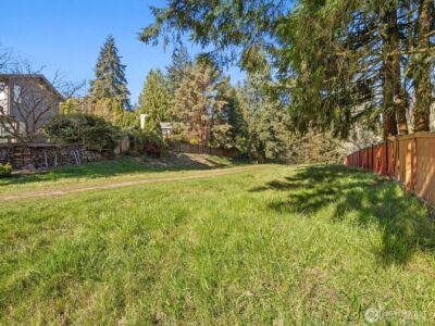 19201 51st Avenue NE, Lake Forest Park, WA 98155 - Photo 38