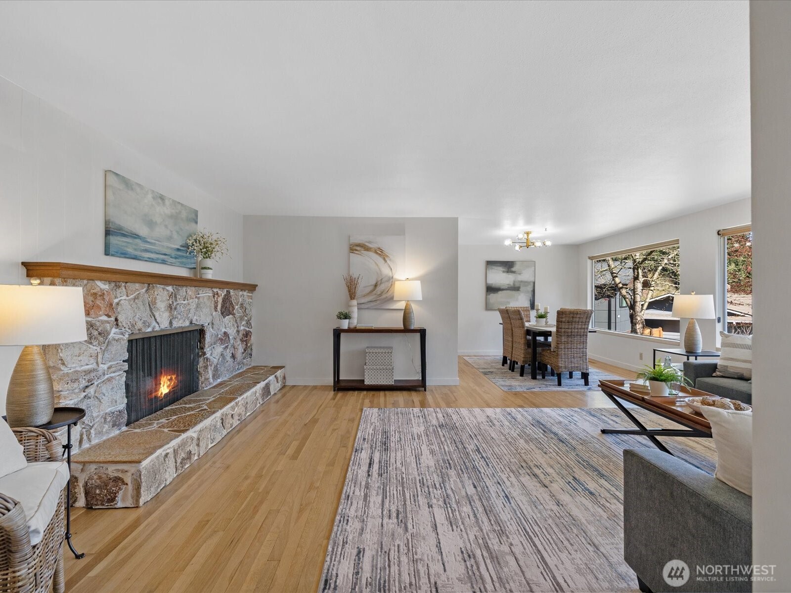 19201 51st Avenue NE, Lake Forest Park, WA 98155