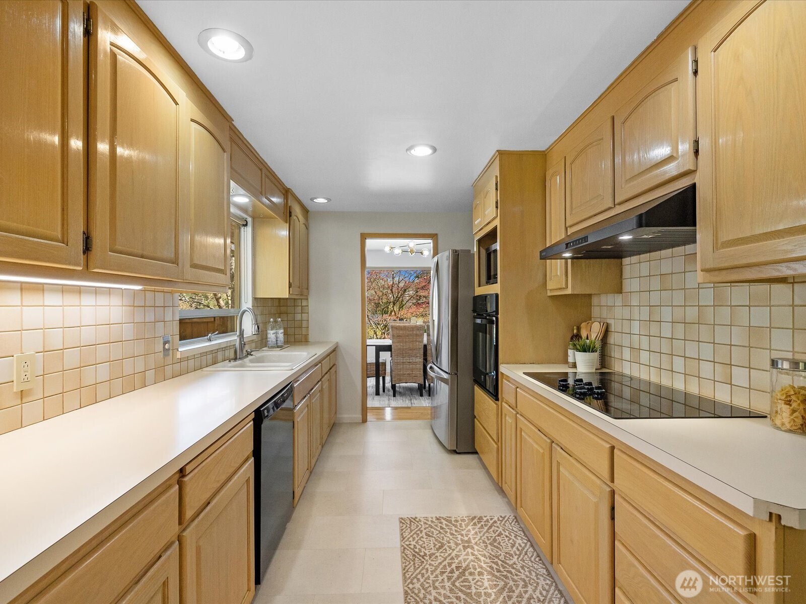 19201 51st Avenue NE, Lake Forest Park, WA 98155