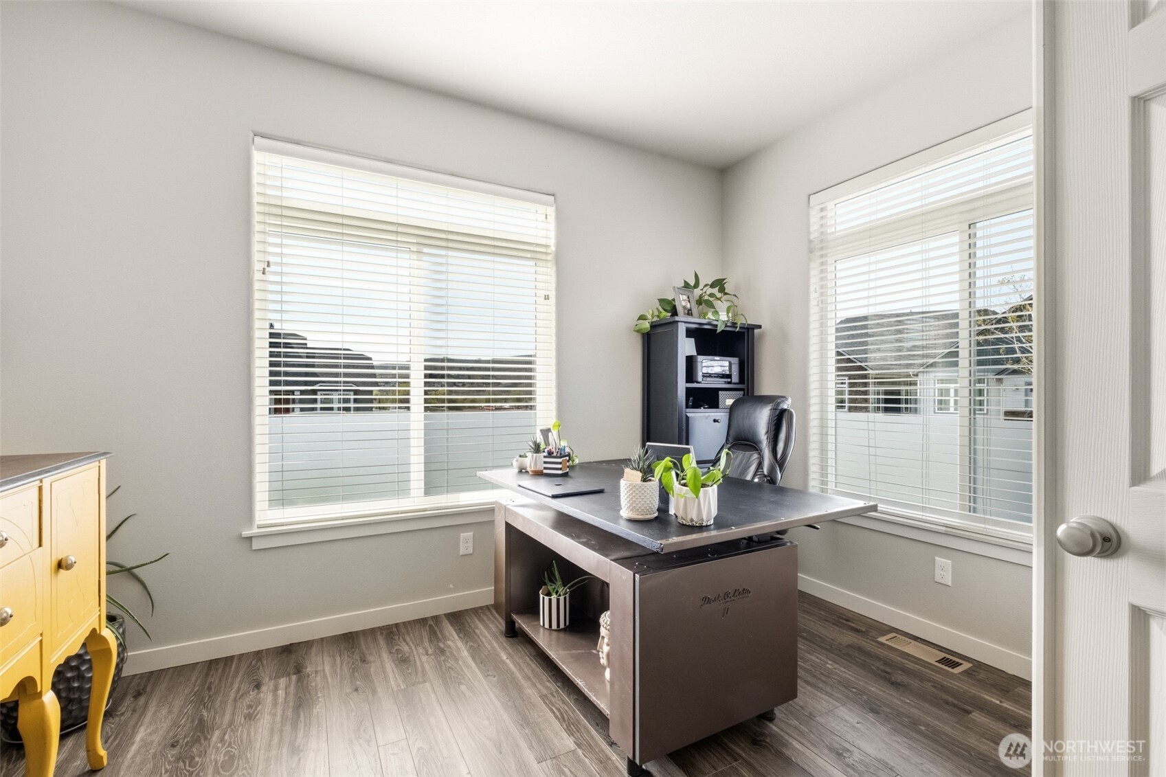 606 8th Avenue NE, Ephrata, WA 98823