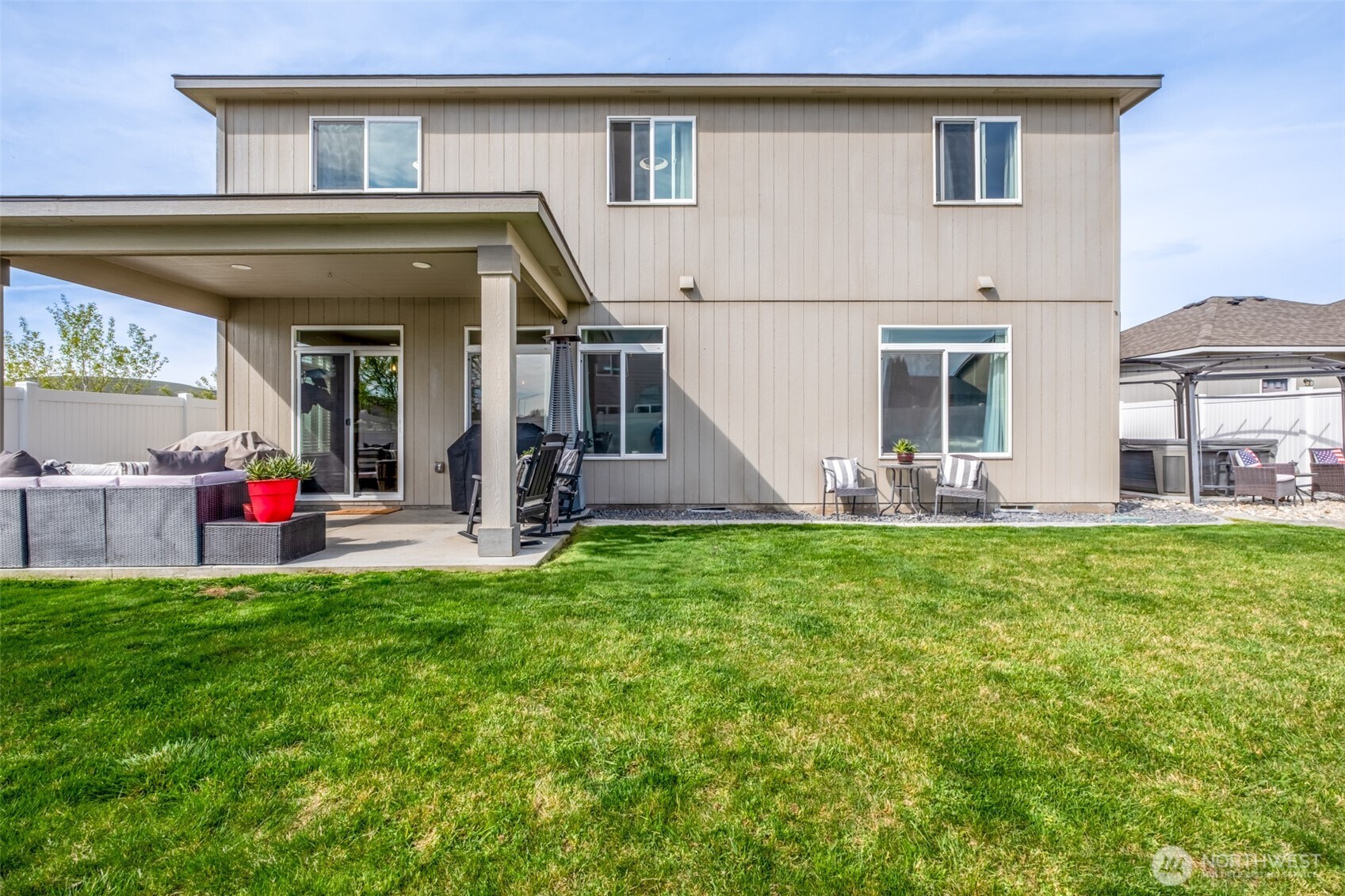 606 8th Avenue NE, Ephrata, WA 98823