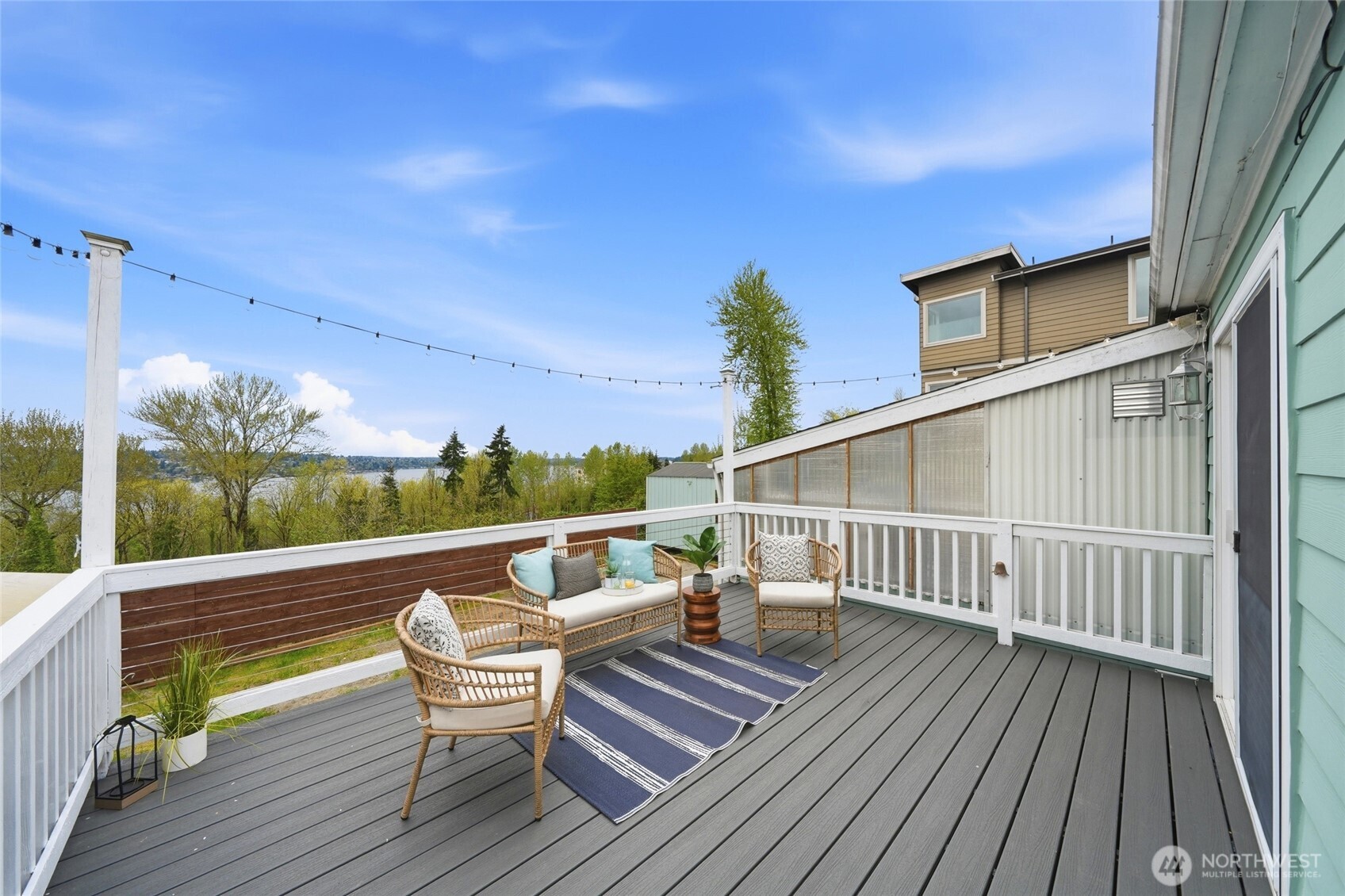 1425 Jones Avenue NE, Renton, WA 98056
