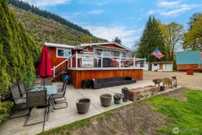 24401 S Skagit Hwy , Sedro Woolley, WA 98284 - Photo 10