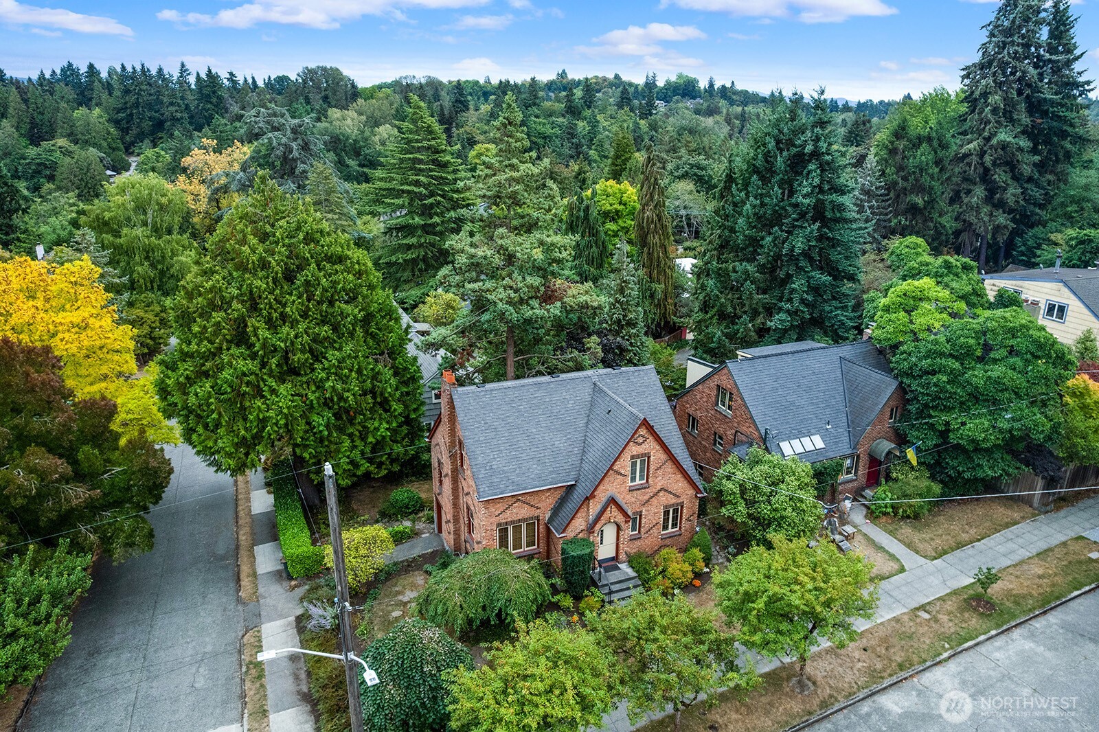 1226 25th Avenue E, Seattle, WA 98112