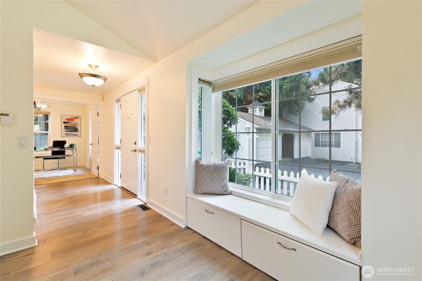 10025 NE 129th Place , Kirkland, WA 98034