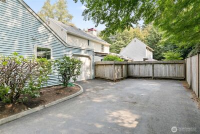 10025 NE 129th Place , Kirkland, WA 98034 - Photo 22