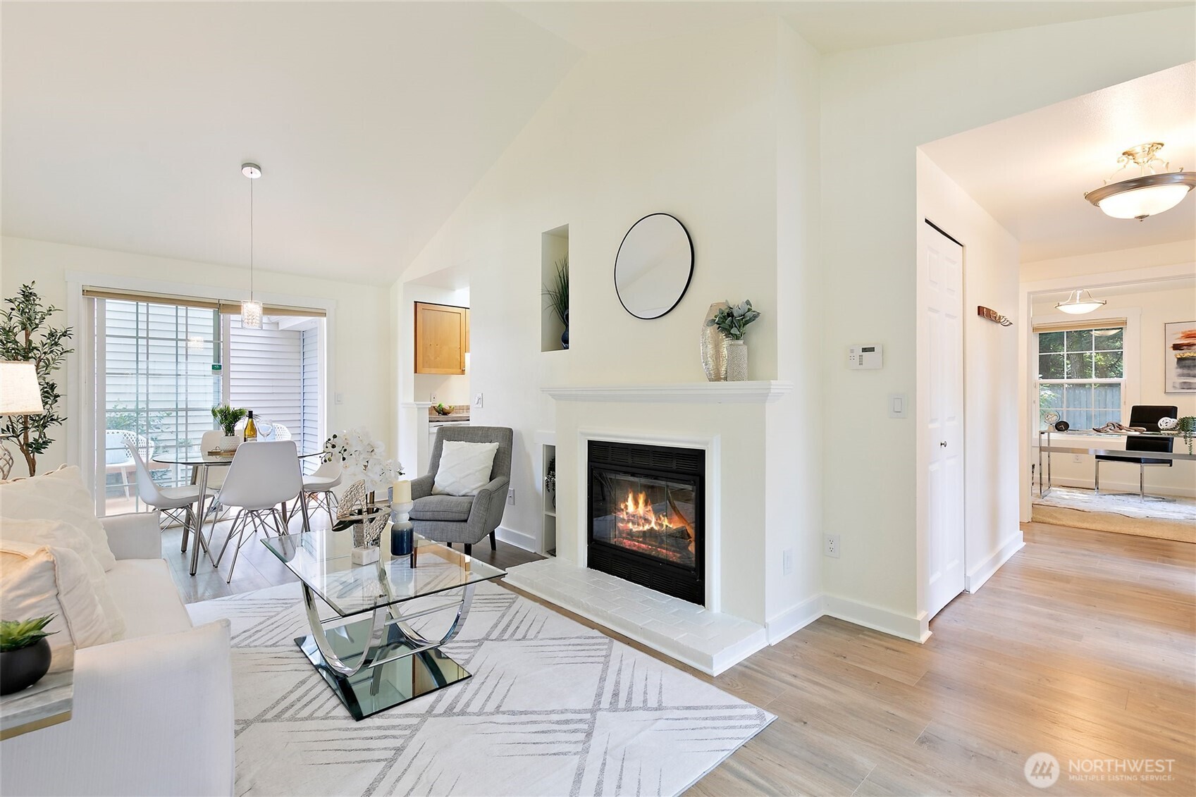 10025 NE 129th Place , Kirkland, WA 98034