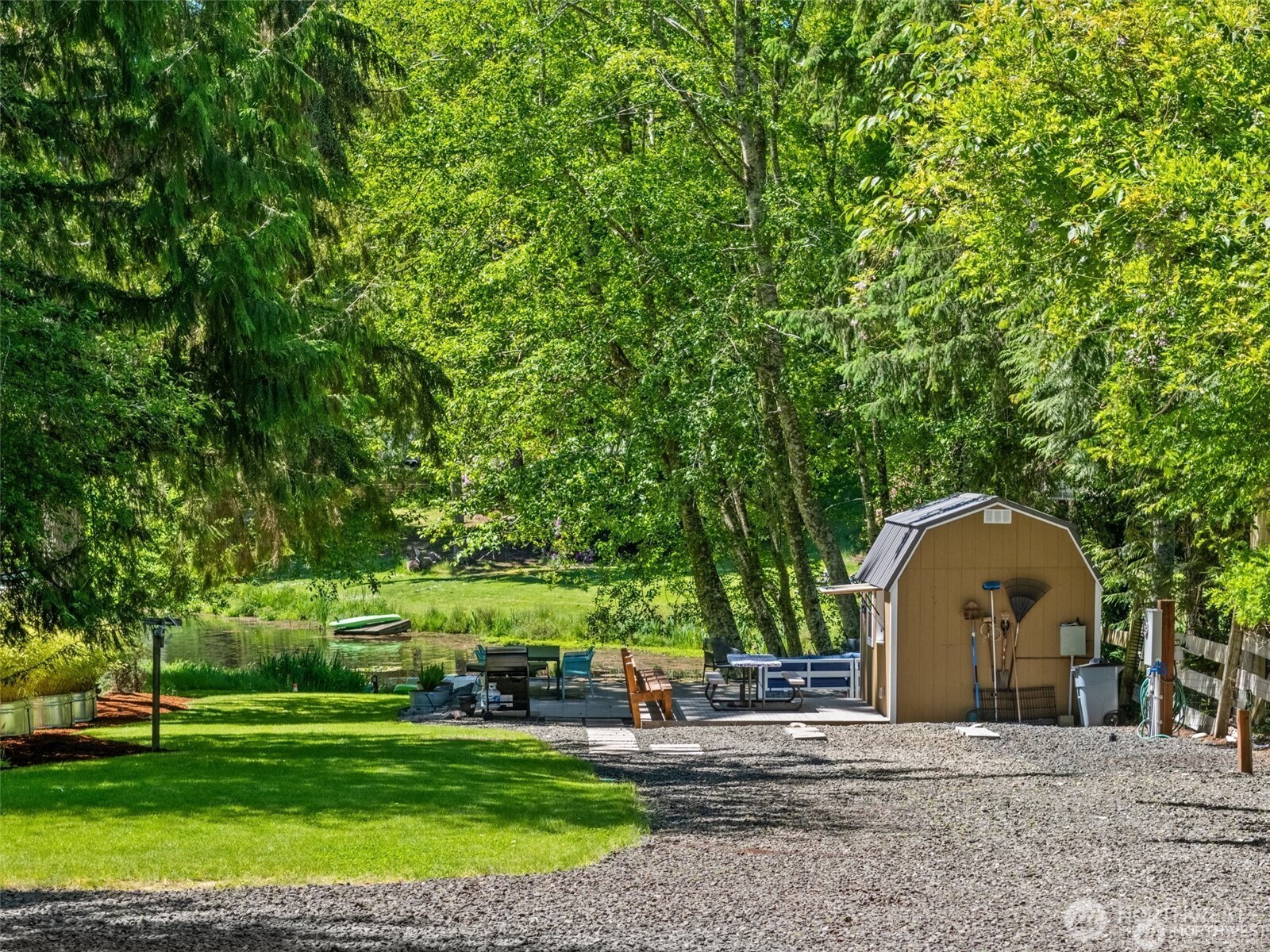170 E Pickering Drive , Shelton, WA 98584
