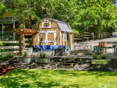 170 E Pickering Drive , Shelton, WA 98584 - Photo 4