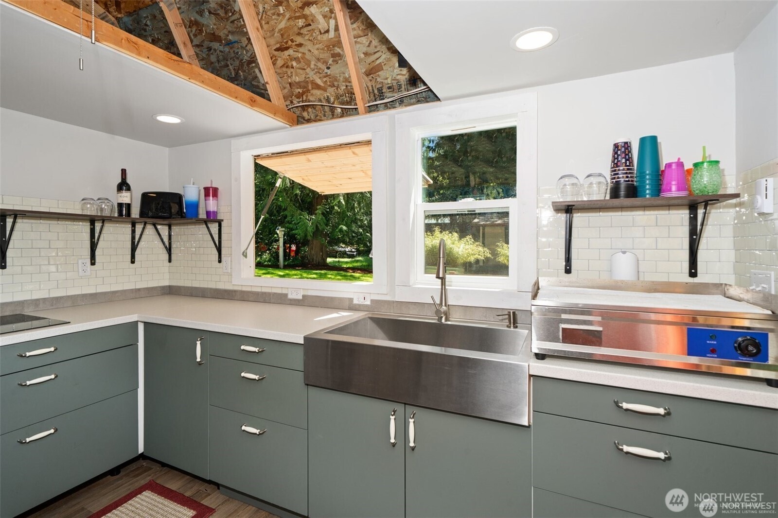 170 E Pickering Drive , Shelton, WA 98584