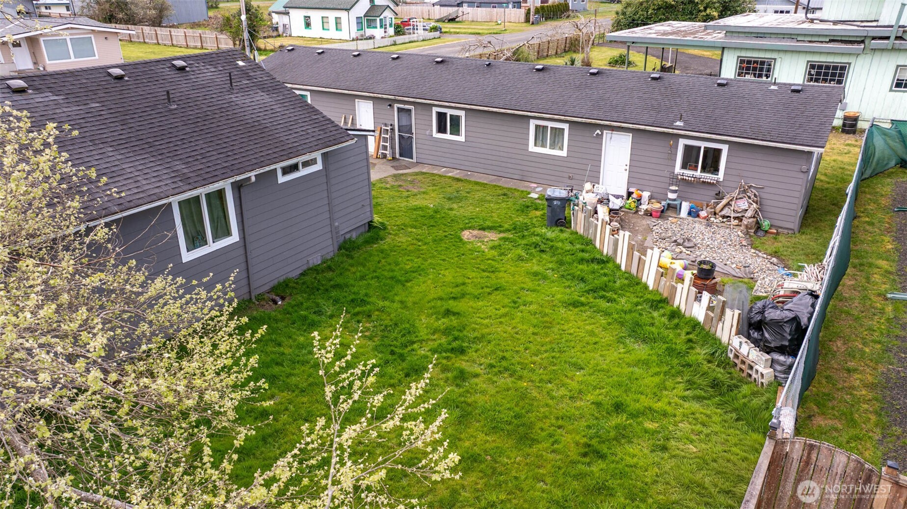 605 N Montesano Street , Westport, WA 98595