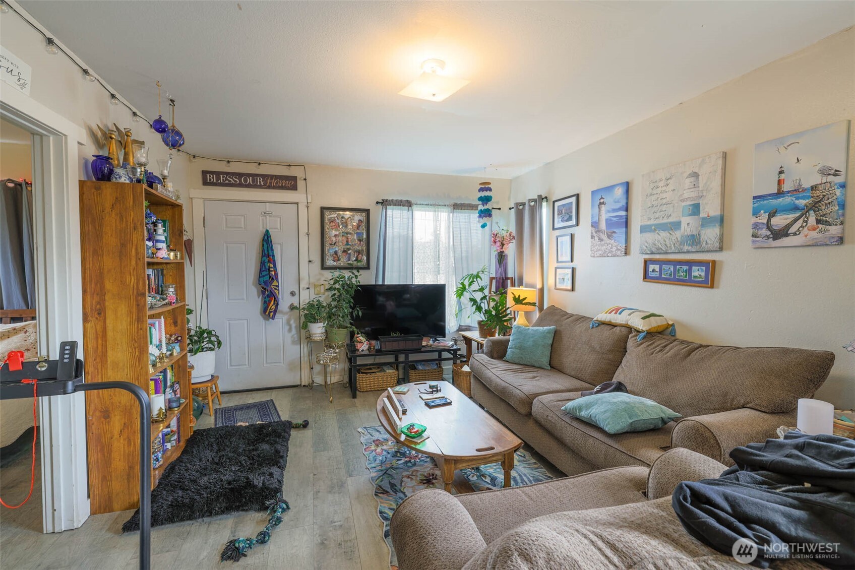 605 N Montesano Street , Westport, WA 98595