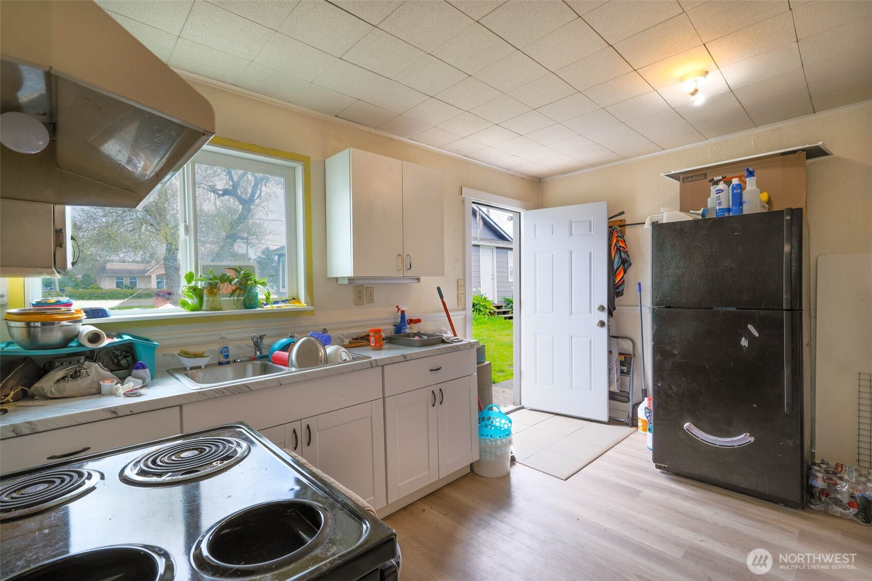 605 N Montesano Street , Westport, WA 98595