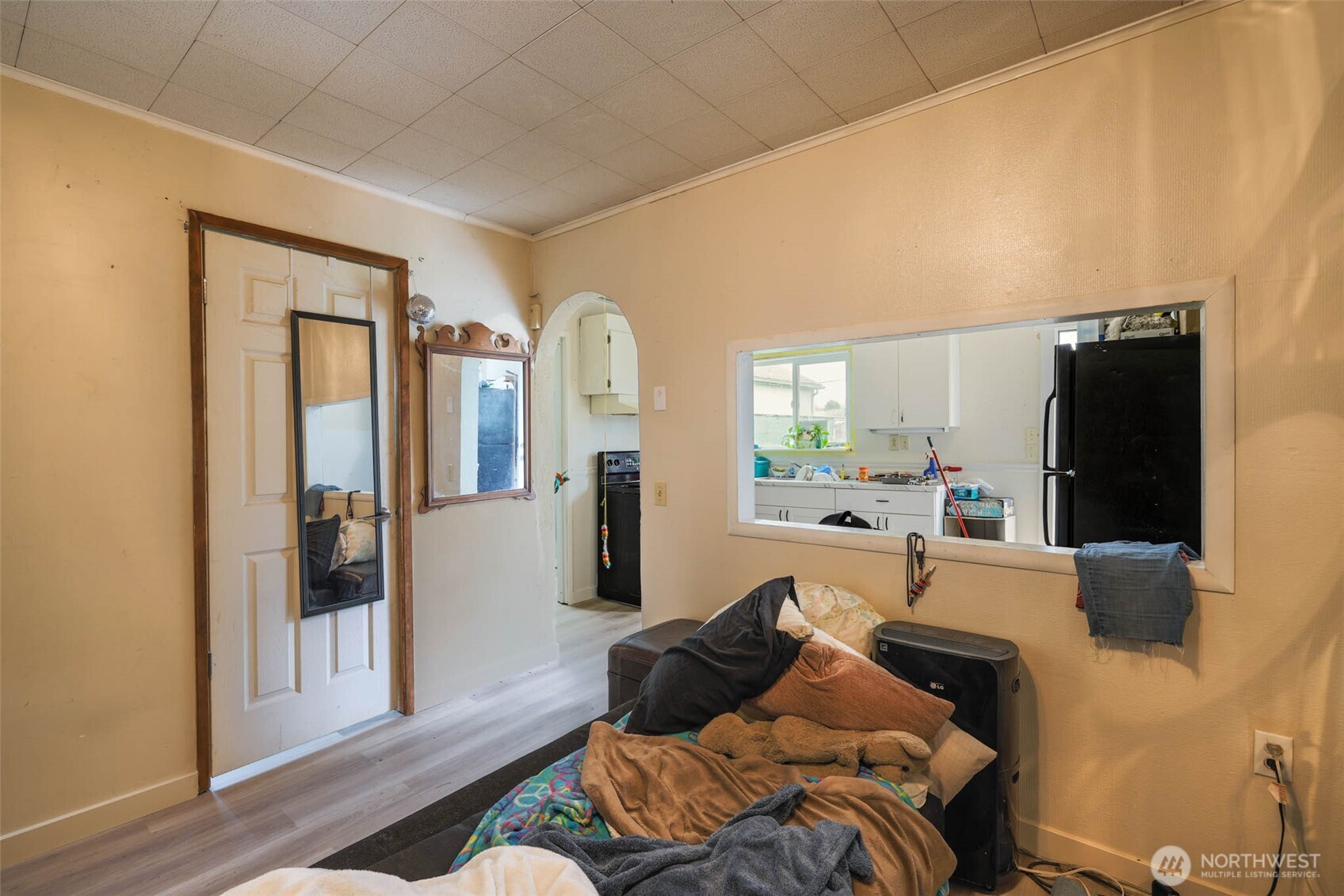 605 N Montesano Street , Westport, WA 98595