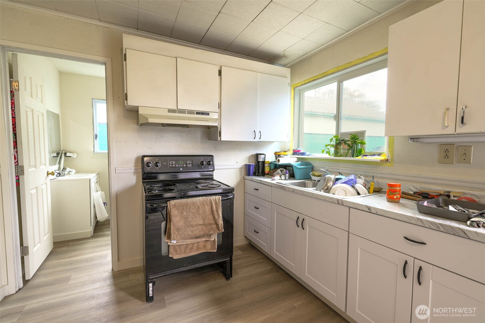 605 N Montesano Street , Westport, WA 98595