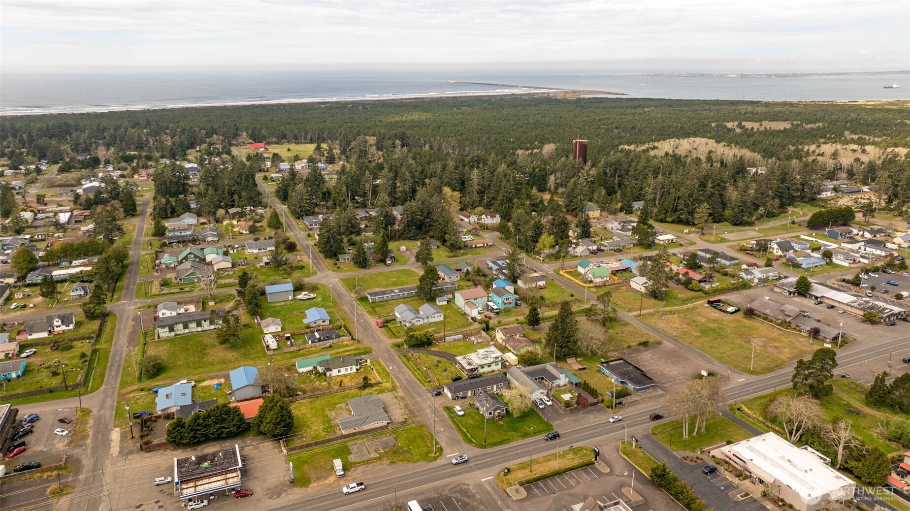 605 N Montesano Street , Westport, WA 98595