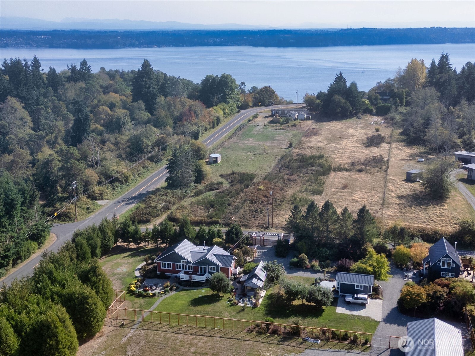 24525 59th Avenue SW, Vashon, WA 98070
