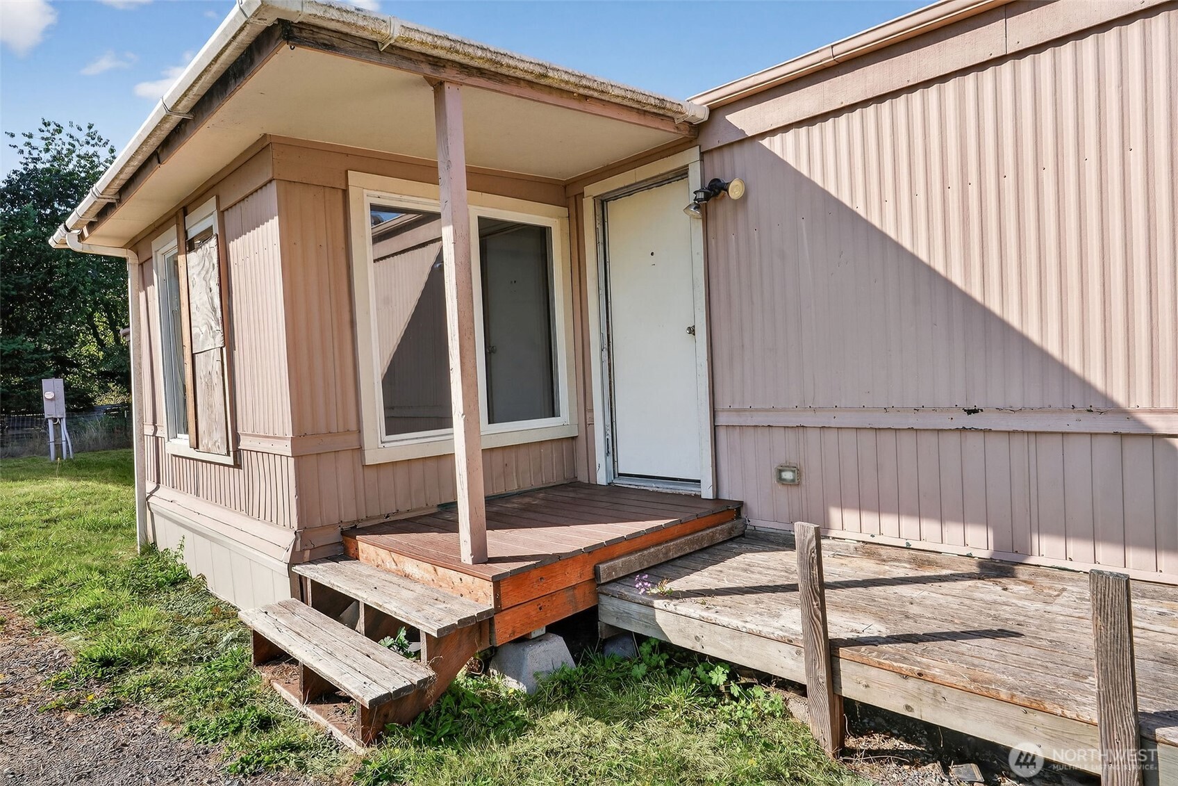 24525 59th Avenue SW, Vashon, WA 98070